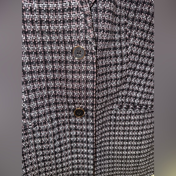 Liz Claiborne Women's Classic Blazer, Size 18 - Picture 7 of 10